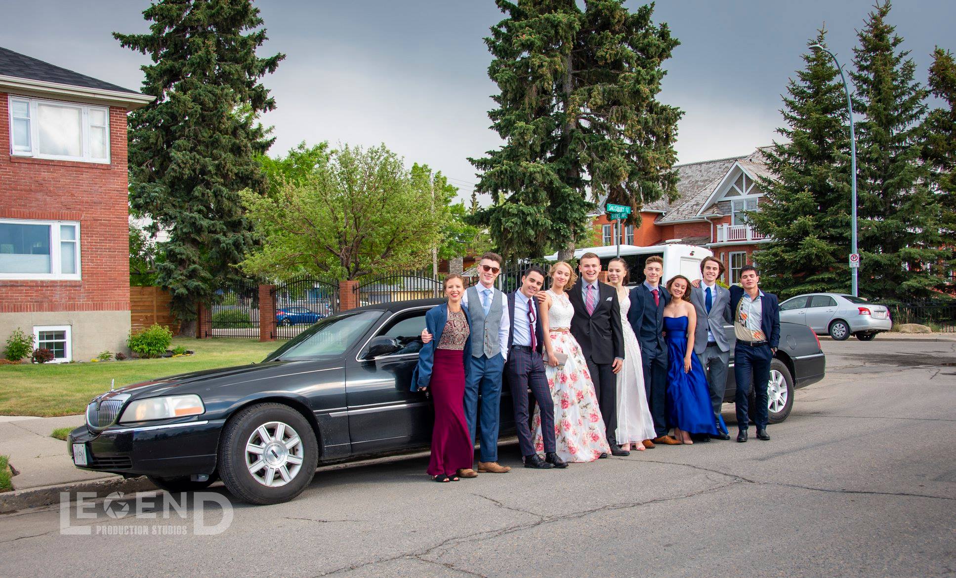 Limousine Sizes, Styles and Seating Capacity | AM PM Limo